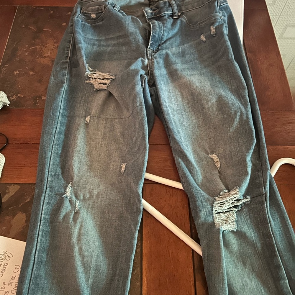 Trash fashion jeans